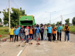 เทศบาลตำบลตาดทอง ลงพื้นที่ดำเนินการโครงการ “จัดระเบียบท้องถิ่น 1 อปท 1 ถนนสวย ปลอดภัย” ประจำปีงบประมาณ 2568 (กิจกรรมต่อเนื่อง ถนนอรุณฯ-ถนนแจ้งสนิทฯ ช่วงที่ 2)