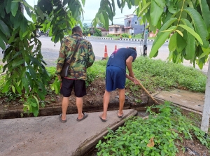 กองสาธารณสุขและสิ่งแวดล้อม ร่วมกับ งานป้องกันฯ สำนักปลัด เทศบาลตำบลตาดทอง ทำความสะอาดบริเวณคลองน้ำ และล้างตลาดสดเทศบาลตำบลตาดทอง ตำบลตาดทอง อำเภอเมืองยโสธร จังหวัดยโสธร
