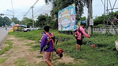เทศบาลตำบลตาดทอง ลงพื้นที่ทำกิจกรรมจิตอาสาทำความสะอาดในพื้นที่ตำบลตาดทอง อำเภอเมืองยโสธร จังหวัดยโสธร
