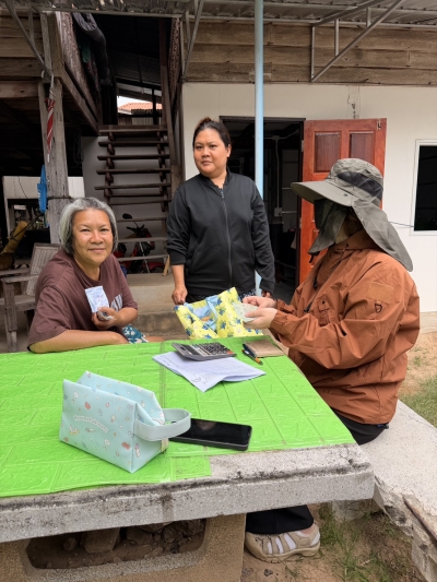 เทศบาลตำบลตาดทอง ลงพื้นที่ออกบริการจัดเก็บภาษีที่ดินและสิ่งปลูกสร้าง และจัดเก็บค่าธรรมเนียมขยะมูลฝอย เพื่ออำนวยความสะดวกให้แก่ประชาชนในพื้นที่ตำบลตาดทอง อำเภอเมืองยโสธร จังหวัดยโสธร