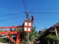 เทศบาลตำบลตาดทอง ลงพื้นที่ซ่อมแซมไฟฟ้าส่องสว่างสาธารณะในพื้นที่ตำบลตาดทอง อำเภอเมืองยโสธร จังหวัดยโสธร