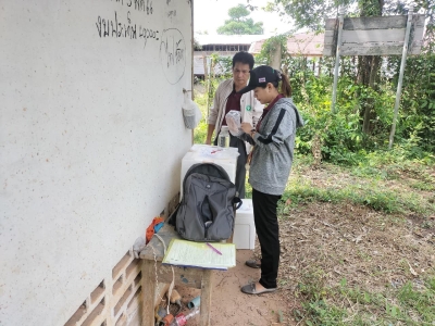 สำนักงานสาธารณสุขจังหวัดยโสธร ร่วมกับเทศบาลตำบลตาดทอง ลงพื้นที่ตรวจเยี่ยมติดตามหลังการพัฒนาคุณภาพน้ำประปาหมู่บ้านตำบลตาดทอง